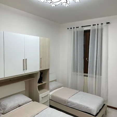 Casa Dei Sogni 3 Apartment *